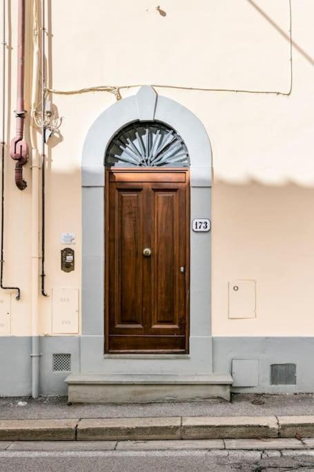 Cibe Florence Apartment ภายนอก รูปภาพ