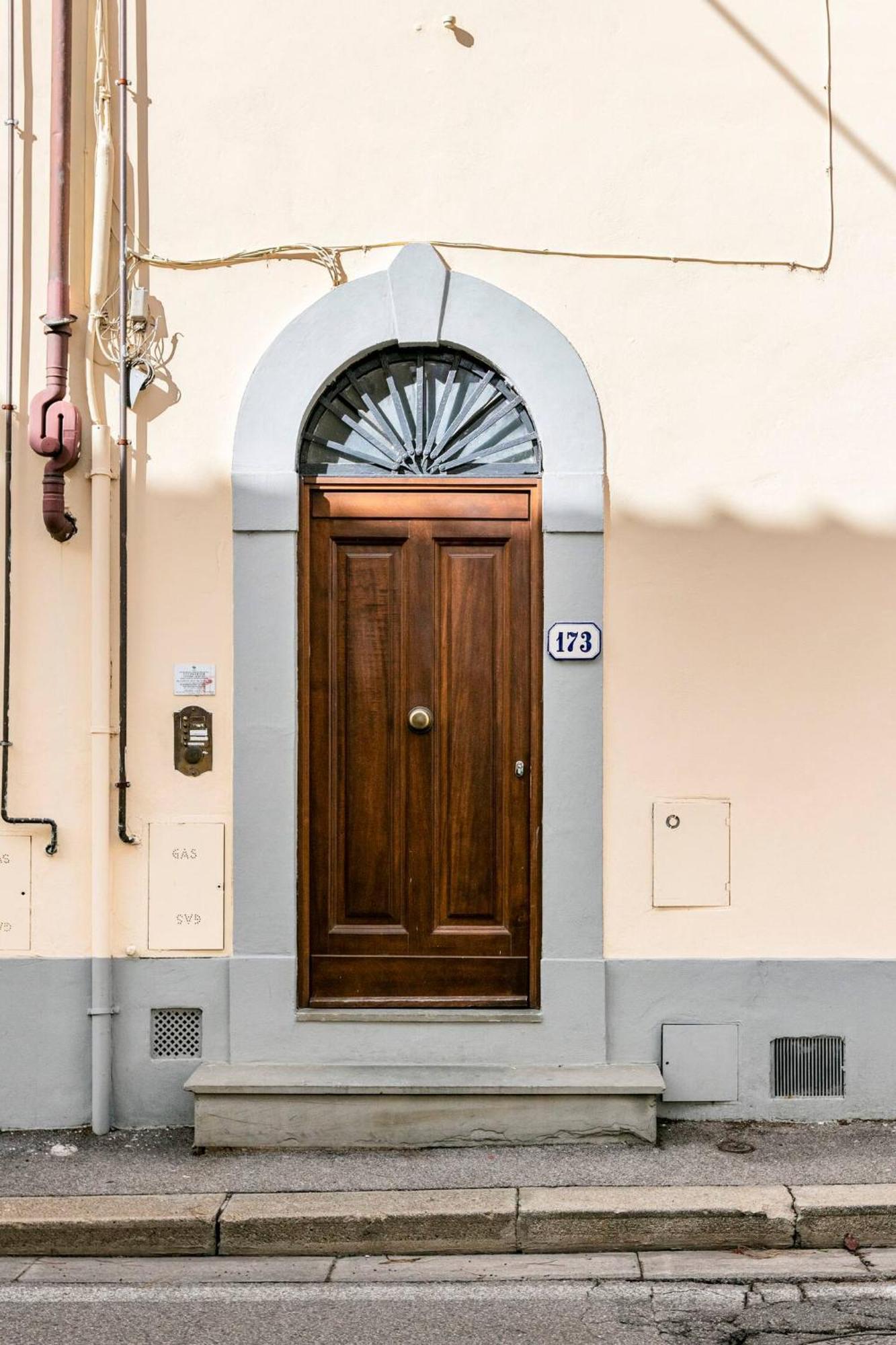 Cibe Florence Apartment ภายนอก รูปภาพ